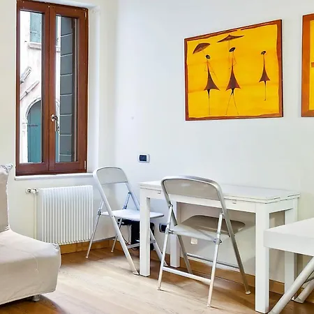 Orologio Apartamento